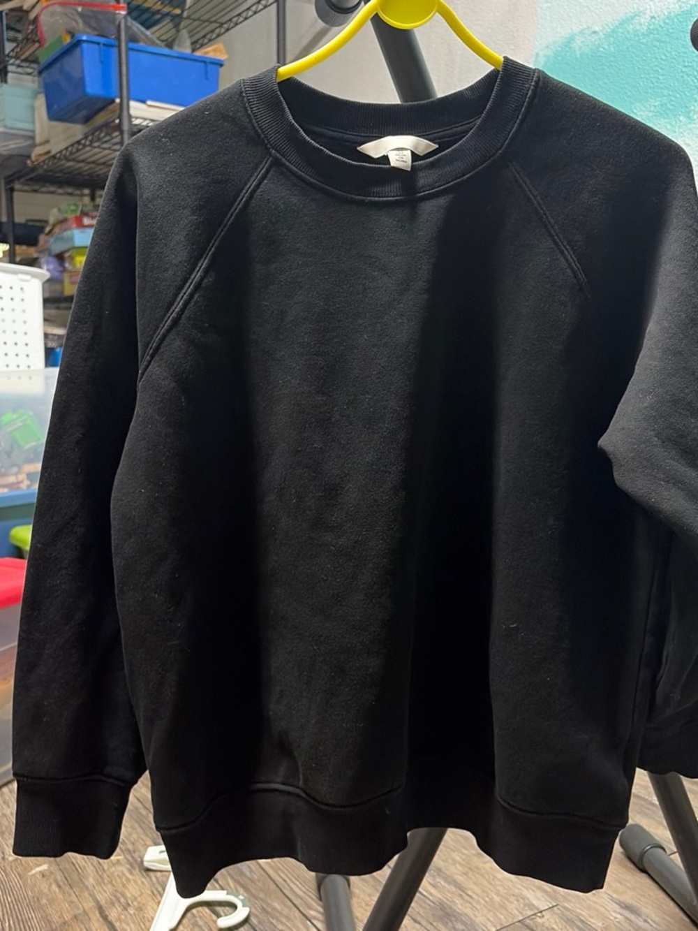 H&M Black Crewneck Sweatshirt - Women's